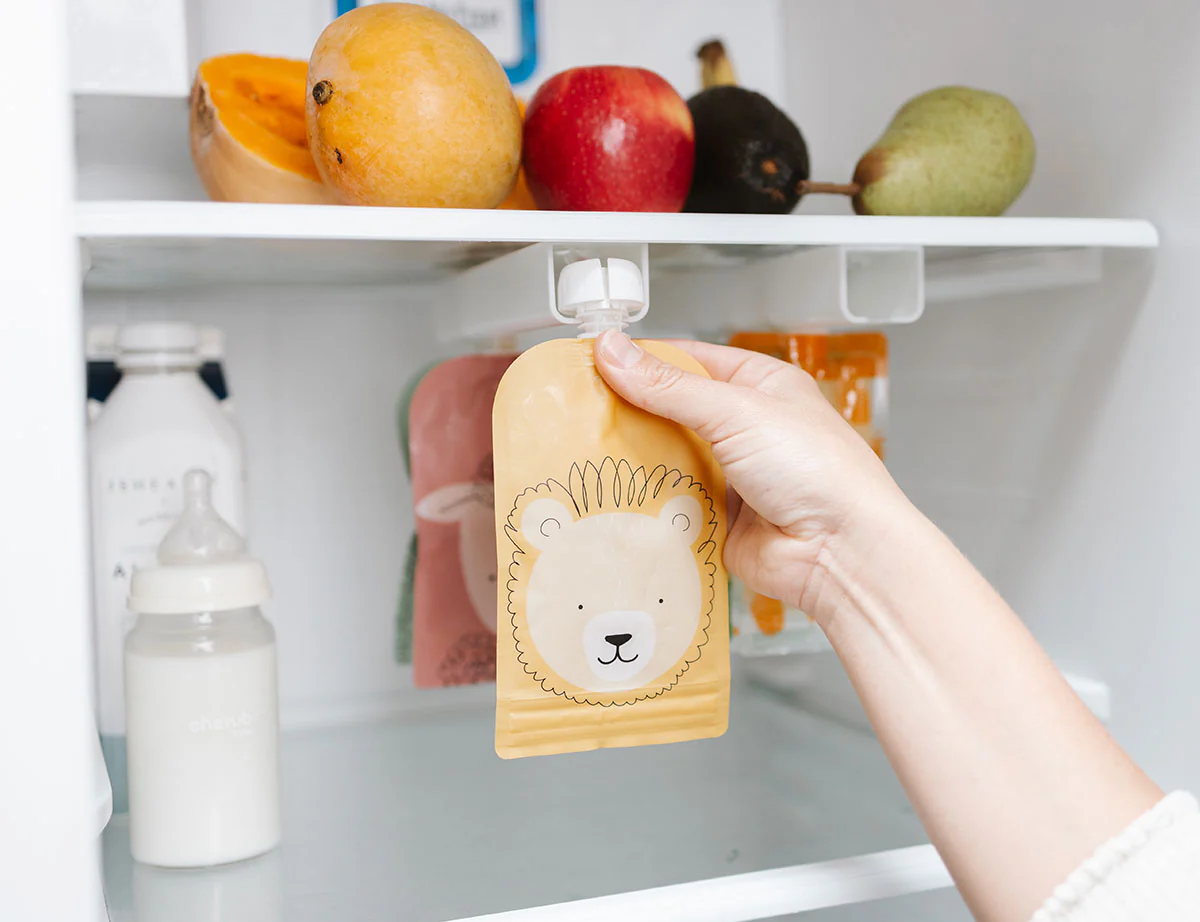 Reusable Food / Yoghurt Pouches & Breast Milk Bag Organiser - Freezer - Image 4
